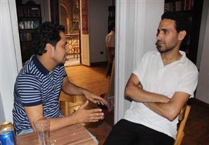 بعد 500 يوم سجن.. أحمد جمال زيادة "حكاية صحفي بره الزنزانة" (حوار)