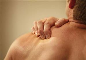 تسع أسباب لآلام الكتف‎