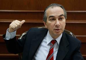 محافظ الجيزة: إجراءات قانونية لوصلات المياه العشوائية بطريق "مصر إسكندرية الصحراوي"