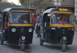 محافظ القاهرة: 1500 جنيه غرامة سير "التوك توك" بالشوارع الرئيسية