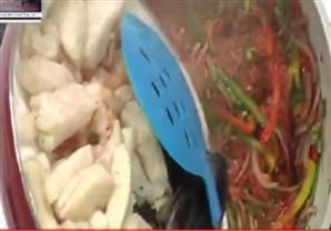 طريقة عمل طاجن السي فود - الشيف يسري خميس