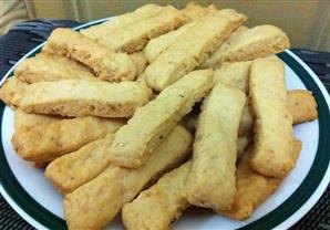 طريقة عمل "القرص الطرية والقراقيش" من الشيف فاطمة أبوحاتي