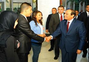 بالصور.. السيسي: "أنا مش زعيم أو رئيس.. أنا واحد منكم"