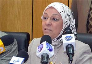 القوى العاملة تناشد العائدين من ليبيا واليمن بالتقدم باستمارات لحصر خسائرهم