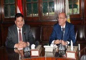 وزيرا الزراعة والري يلتقيان النائب الأول للبشير غدًا