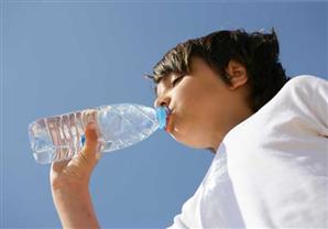 كيف تحمي طفلك من الجفاف في رمضان؟