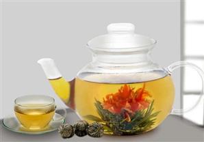 شاي الياسمين.. نكهة خاصة وفوائد صحية كثيرة فلى رمضان