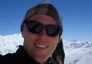 بالصور.. نرويجي يزور 198 دولة دون أن يترك عمله؟