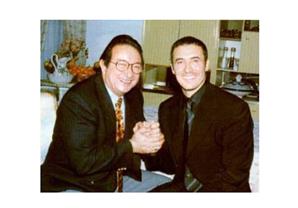 كاظم الساهر ينعي نور الشريف على طريقته الخاصة