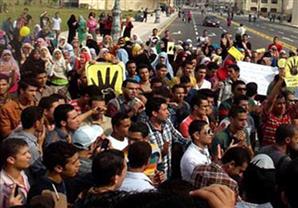 الأمن يفض مسيرتين للإخوان بميدان المطرية