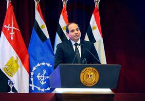 كيف دافع السيسي عن قانون الخدمة المدنية.. ورسائله للمعترضين