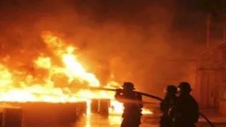 السيطرة على حريق "تشوينات ورق" بمصنع في السادات