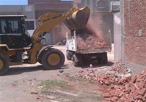 اليوم .. محافظ القاهرة يتابع إزالة التعديات بحي المطرية 