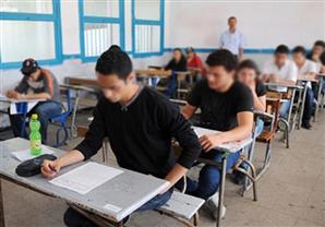  ''التعليم'': ضبط طالب يحاول الغش بالمحمول بامتحان التربية الوطنية