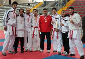 تكريم أبطال الكاراتيه الفائزين بالبطولات للمراحل السنية المختلفة