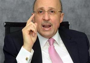 ردًا على إهانة محافظ الجيزة لطبيب.. وزير الصحة: من يُسيء لأبنائنا يُسيء لي