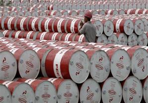 أسعار النفط ترتفع مع انحسار مخاوف الأسواق العالمية