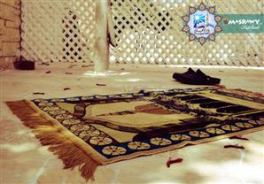 بالفيديو.. ما حكم من نسى الفاتحة وتذكرها أثناء السجود؟