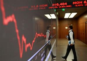 مؤشر بلومبرج : أثرياء العالم يفقدون 182 مليار دولار في أسبوع