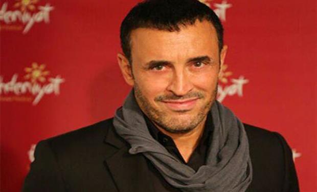 بالفيديو- كاظم الساهر يهدي بلاده أغنية "شباب العراق"