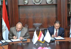 البورصة توقع مذكرة تفاهم للتوعية بدورها في تمويل الشركات المتوسطة والصغيرة