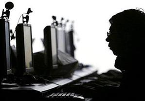 الهند تحجب 857 موقعا إباحيا على الانترنت 