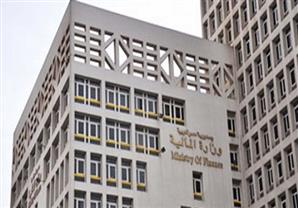 المالية تكشف حصيلة الضرائب والجمارك خلال عام..وتؤكد: الأعلى منذ سنوات