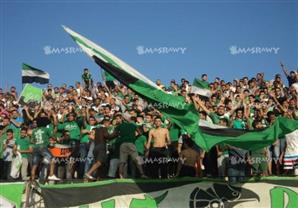 بالفيديو- جماهير بورسعيد للمحافظ: استاد المصري أو الرحيل