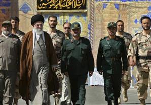 قائد الجيش الإيراني يعلن دعمه للاتفاق النووي مع القوى الغربية