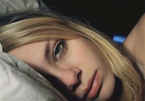 قلة النوم والاكتئاب.. عوامل تؤدي إلى تقلص الدماغ