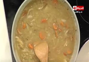 " قطع لحم الفيليه بصوص الفلفل والمشروم " و " بطاطس جرتان بكريمة ولبن جهينة 