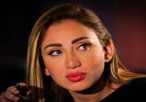 أول رد لريهام سعيد بعد الهجوم عليها بسبب حلقة اللاجئين السوريين