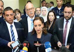 وزيرة خارجية المكسيك تزور مصابي ''الواحات'' بالمستشفى