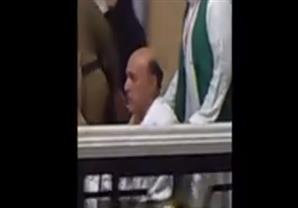 حقيقة ظهور عمر سليمان في الحج .. الفيديو "قديم" .. ونشطاء :"مش قادرين ننساه"