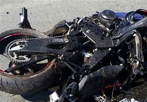 مصرع طالب وإصابة 2 آخرين في حادث تصادم بالقليوبية