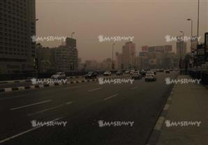 بالصور .. الأرصاد : عاصفة ترابية تضرب مصر مصدرها العراق 