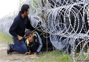 نقاط الاختناق للاجئين.. عنف وجوع ومعاناة