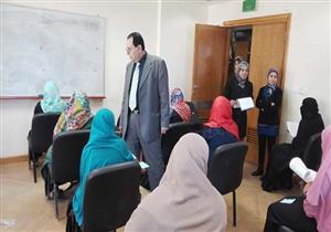 بالصور.. نائب رئيس جامعة الأزهر يتفقد كلية التمريض لمتابعة سير الامتحانات