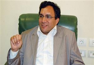 بالفيديو - عمار علي حسن: الدولة تعطي الإخوان قبلة الحياة لضرب التيار المدني