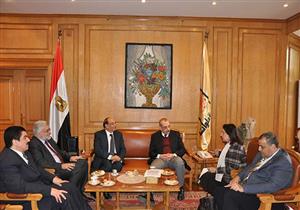 بالصور.. "الأعلى للجامعات" يوافق على إنشاء أول مركز صحة بيئية بجامعة حلوان