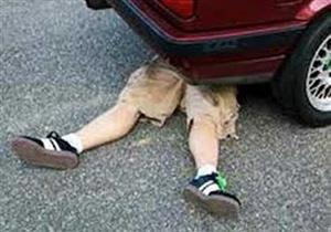 سيارة تدهس طالبا أمام مدرسة بالحوامدية