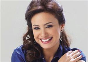 هند صبري تنشر صورة ممثلة أمريكية ارتدت نفس فستانها في "الأوسكار"