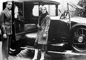 بالصور.. سيارة كلاسيكية عمرها 90 عامًا للبيع بـ900 ألف دولار