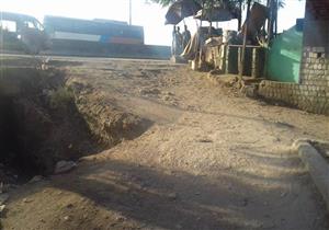 بالصور.. فوهة مصرف تهدد حياة أهالي "مزغونة" بالبدرشين