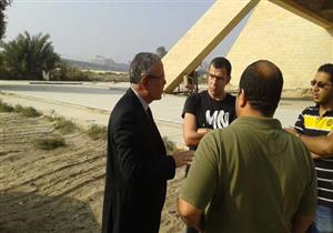 مديرة متحف هيلدز هايم تتابع مراحل إنشاء المتحف الآتوني الثقافي بالمنيا        