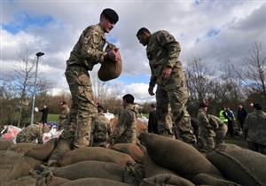 بريطانيا نحو إعفاء جنودها من قوانين حقوق الإنسان