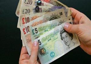 الاسترليني يهبط لمستوى قياسي أمام الدولار لم يسجله منذ يونيو 1985