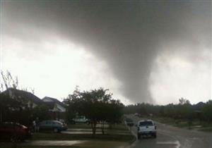 الإعصار ديبي يضرب مناطق في شمال شرقي أستراليا 