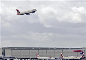 عمال المطارات البريطانية ينظمون إضرابا لمدة يومين قبل عيد الميلاد 