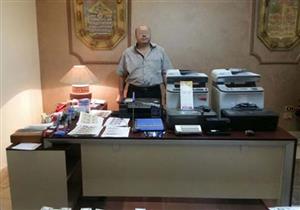 بالصور.. حكاية ضبط تاجر سيارات متلبسًا بـ19 مليون جنيه مزورة بالهرم